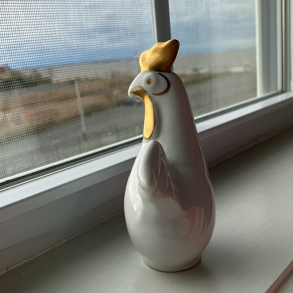 Vintage Hollohaza Hungary Folk Art Porcelain Rooster Figurine White Gold Glaze